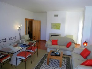 Elegant Marina Lagos Apartment sleeps 4 Pool Jacuzzi